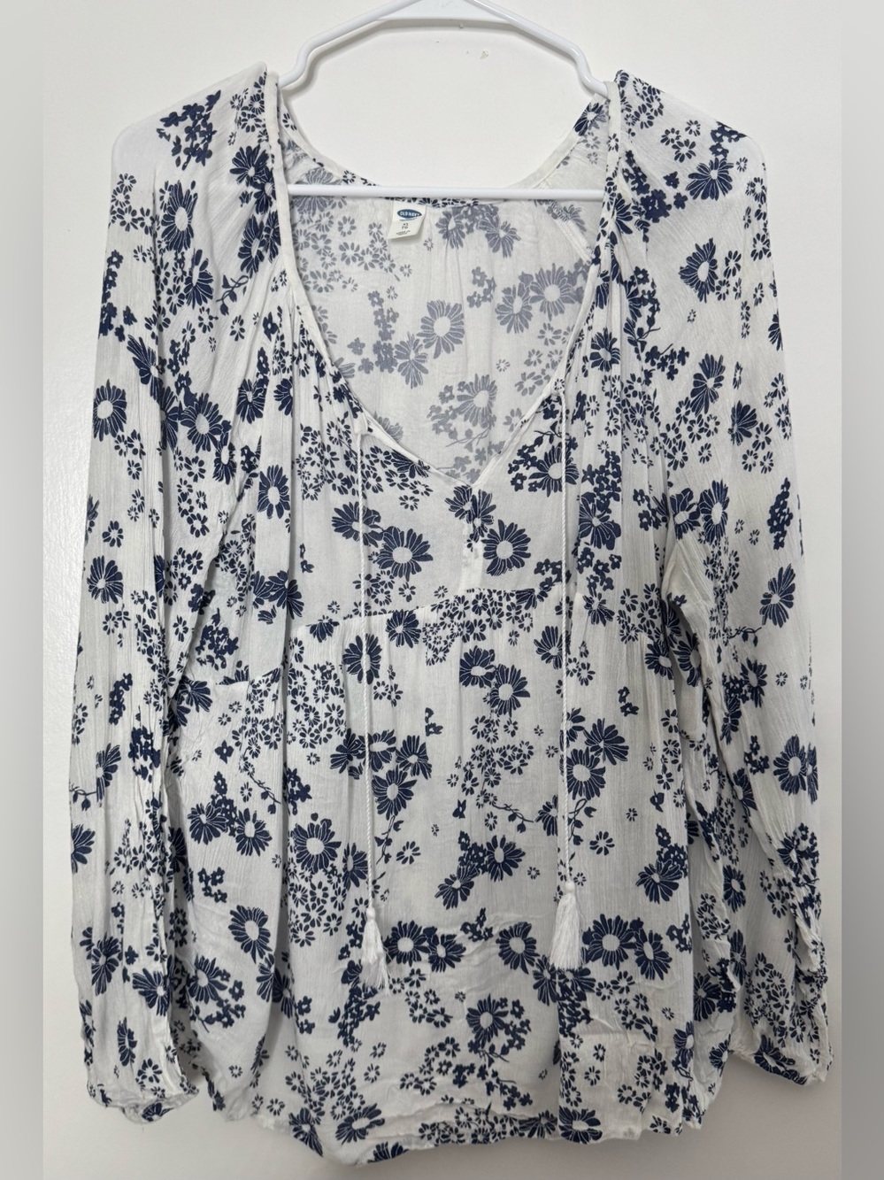 Old Navy White Tunic with Navy Floral Print xl long sleeve tassels accents